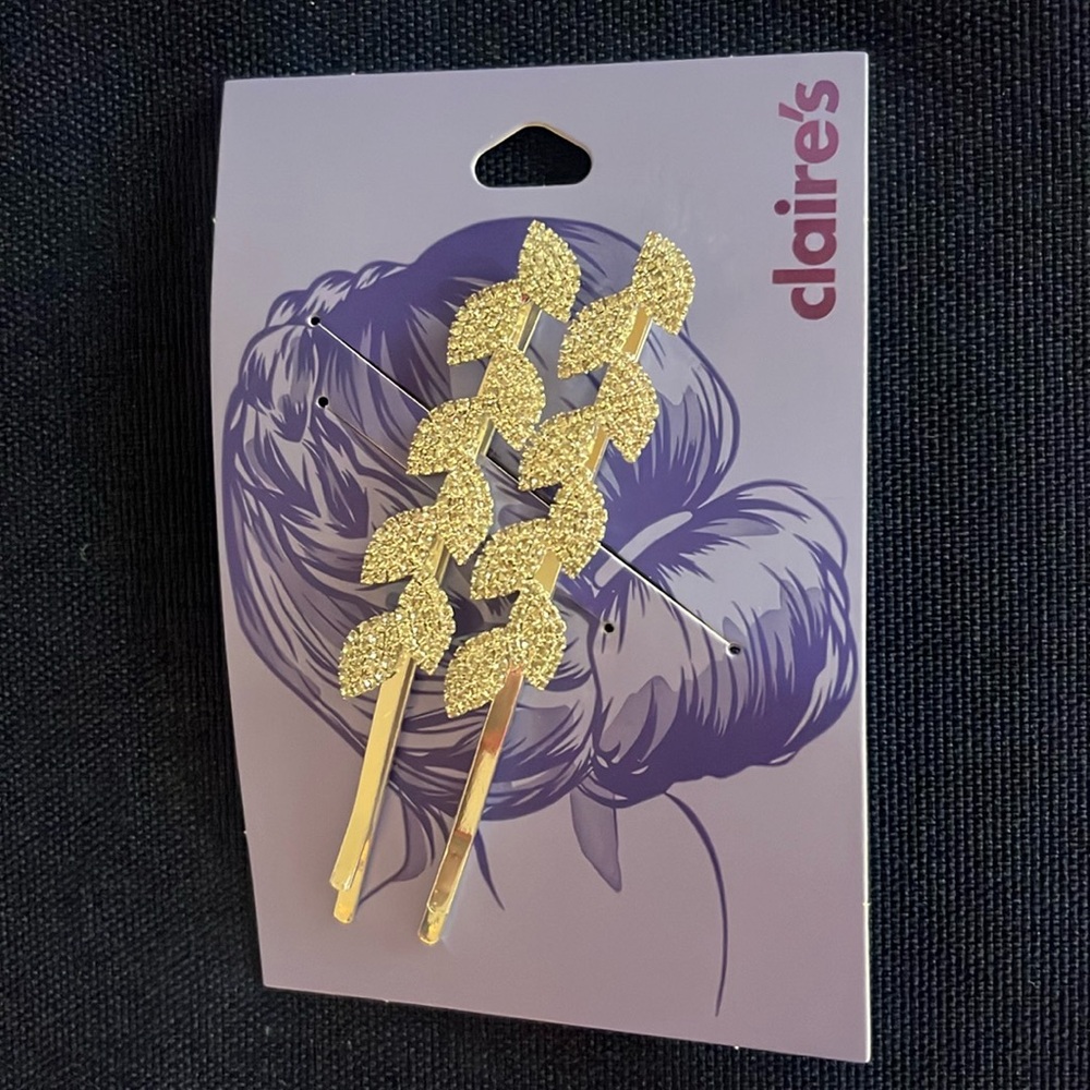 NWT Claire’s Rhinestone Studded Hair Pins